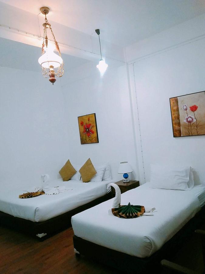 Siri Krabi Hostel Exterior photo