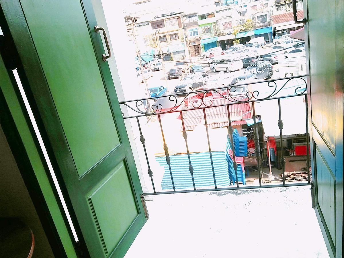 Siri Krabi Hostel Exterior photo